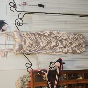 NWT Love & Lemonade ruched maxi dress